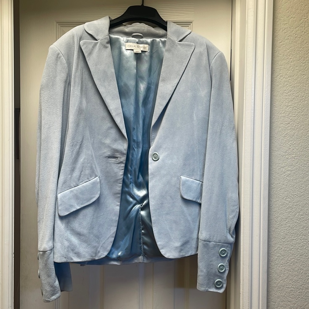 Light blue suede blazer, size large